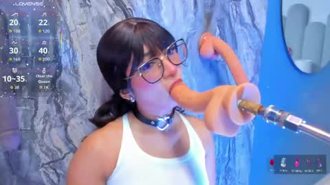 linda_sofi__ online show from April 23, 8:43 pm