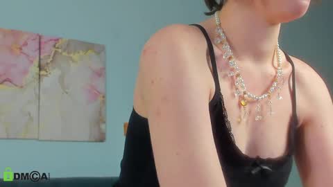 My real name is Olivia online show from May 7, 1:45 am