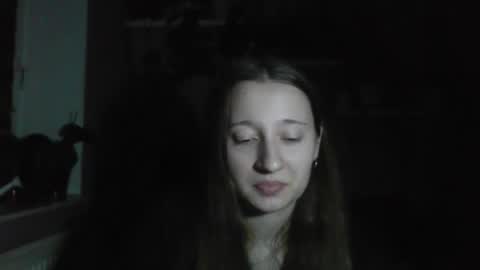 LindaAmore online show from October 28, 9:38 pm