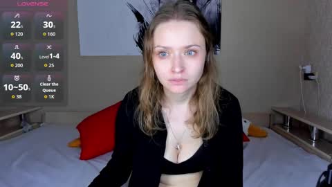 Linda online show from September 26, 1:41 pm