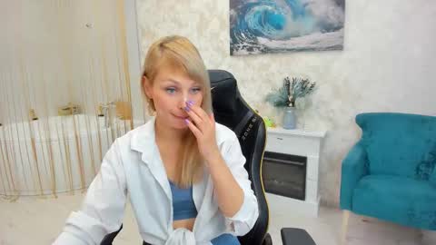 Snapshot of lindasandy chatting on September 20, 6:16 am lindasandy online show from September 20, 6:16 am