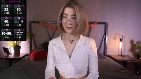 your Linda is back online show from March 8, 4:56 am