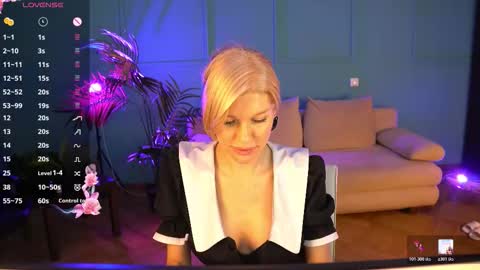 lindsi_luvviv online show from February 8, 4:32 pm