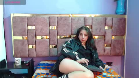 ling ling24 online show from March 5, 5:50 am