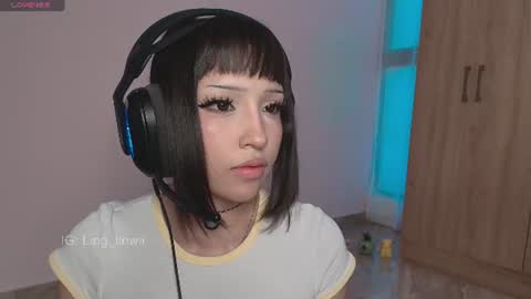 Ling online show from August 2, 2:19 pm