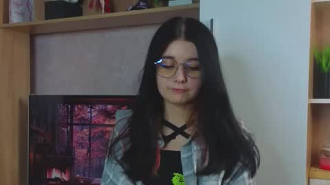 lingralbovsky online show from September 18, 5:28 pm