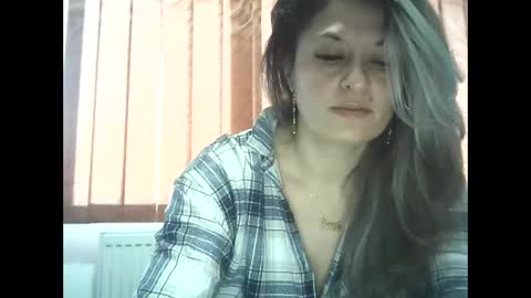 lionessmom online show from November 26, 8:00 am