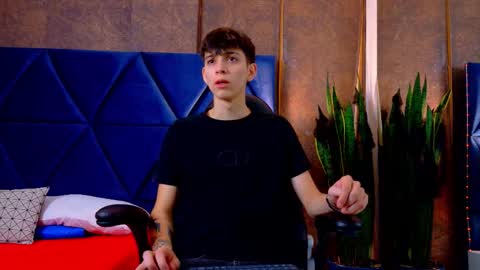 LION FOSTER online show from October 21, 11:59 am