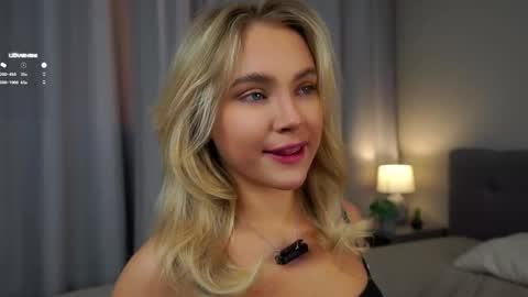Amelia online show from February 24, 1:13 am