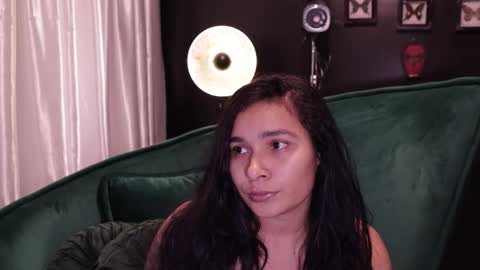 Lire online show from March 12, 5:00 am