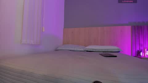 liria online show from April 15, 1:36 pm