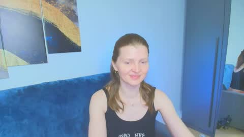 Lisa online show from April 4, 2:18 am