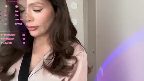 lisa_graham online show from April 12, 7:45 am