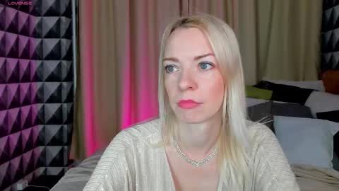 Lisa online show from November 21, 1:03 am