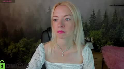 Lisa online show from November 2, 11:38 pm