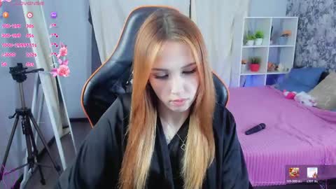 Lisa mano online show from April 14, 12:30 pm