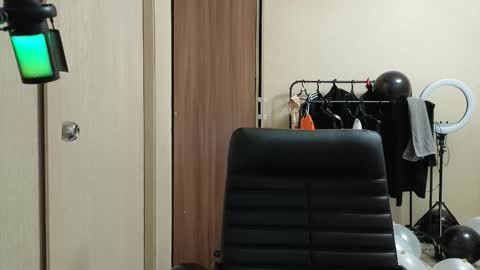 Lisa and Den online show from November 26, 7:05 am