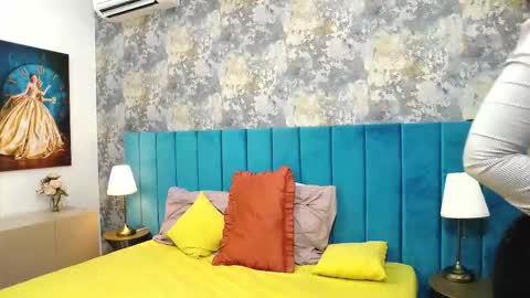 lisacroft online show from September 30, 10:26 am