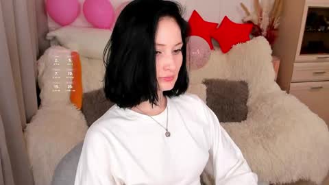 Lisa Moore online show from April 19, 6:10 pm