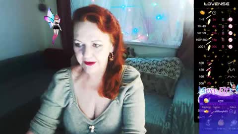 Snapshot of lisetmonro_ chatting on March 5, 2:45 pm Hellomy name is Liset online show from March 5, 2:45 pm