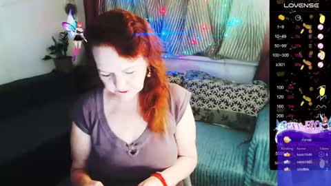 Snapshot of lisetmonro_ chatting on February 10, 5:30 pm Hellomy name is Liset online show from February 10, 5:30 pm