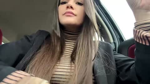 Lissa online show from February 5, 11:47 am