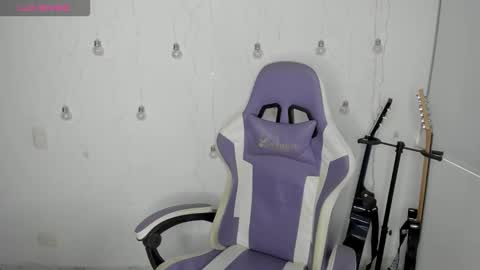 Lissa Kim  online show from February 16, 12:14 pm