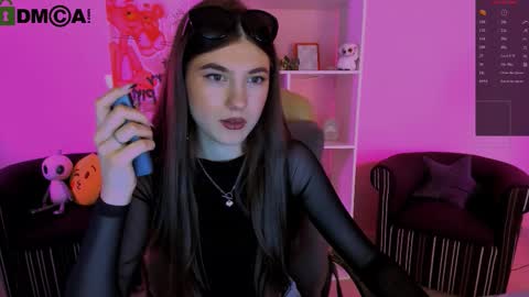 Snapshot of lissa_night chatting on September 10, 1:01 pm lissa_night online show from September 10, 1:01 pm