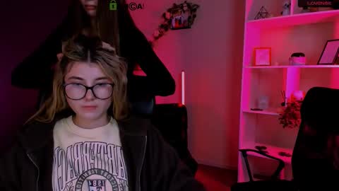 lissa_night online show from March 18, 1:22 am