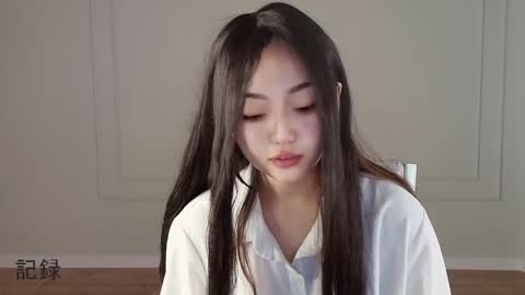 Lissa online show from April 18, 7:58 pm