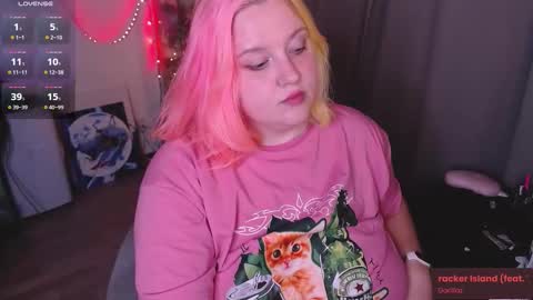 Snapshot of lissamuff chatting on October 6, 4:58 pm Lissa online show from October 6, 4:58 pm