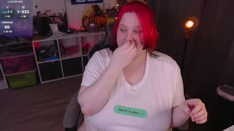 Snapshot of lissamuff chatting on February 26, 2:59 pm Lissa online show from February 26, 2:59 pm