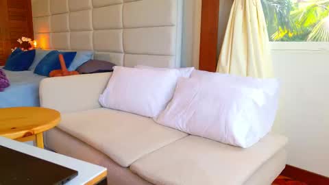 Lisseth Long  online show from September 26, 8:39 pm