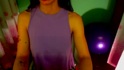Snapshot of lisstaylor chatting on January 2, 1:51 pm Liss online show from January 2, 1:51 pm