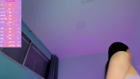 lissy__dream online show from April 14, 5:22 am