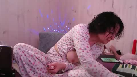 litisialove455 online show from February 13, 8:28 am