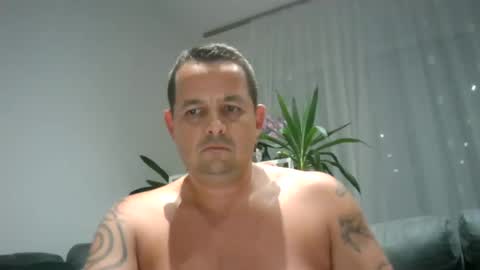 litlemonkey online show from July 22, 7:05 pm