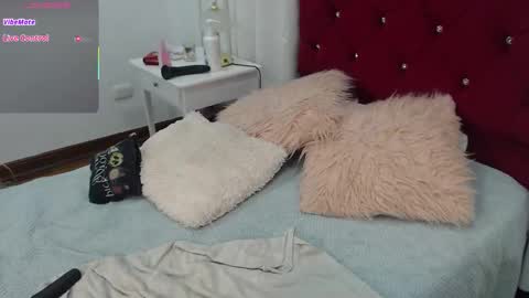  AMY  online show from October 9, 10:37 pm