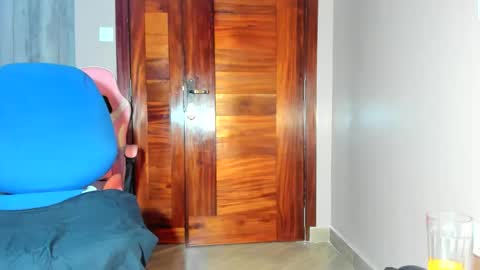 little_africa online show from February 10, 10:07 am