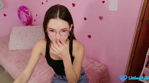 Little Effy online show from February 16, 10:30 pm