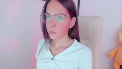 Help me reach 100 likes online show from March 3, 7:17 pm