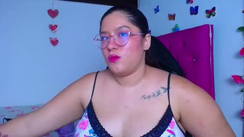 mai rojas online show from March 8, 1:17 am