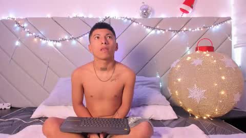 little_kris1 online show from November 21, 12:25 pm