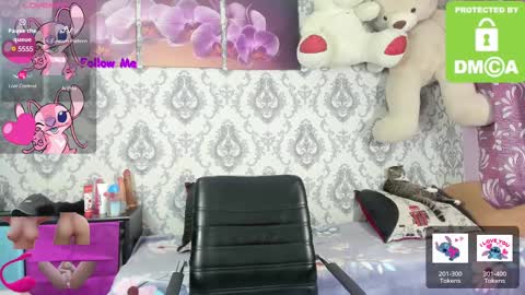 Snapshot of little_letti chatting on March 7, 5:07 am Letti online show from March 7, 5:07 am