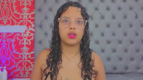 little_lilith_apple online show from January 13, 7:21 pm