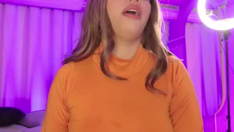 Maeve  online show from February 11, 11:12 pm