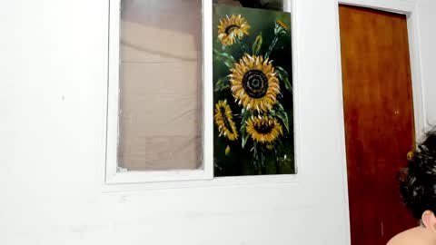 Snapshot of little_rapunsel_ chatting on February 5, 10:41 am RAPUNSEL AND CAIN online show from February 5, 10:41 am
