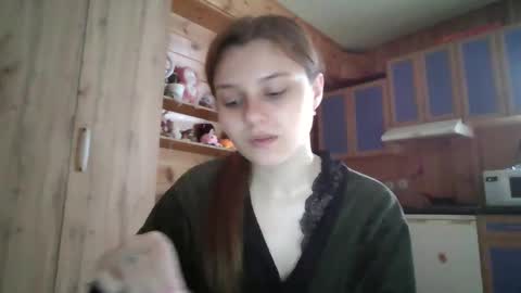 little_shygirl_ online show from October 12, 5:00 am