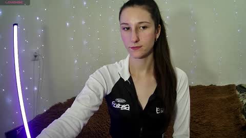 LittleAhWitch online show from March 6, 10:41 am