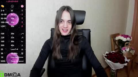 littleashleyy online show from March 6, 9:03 pm